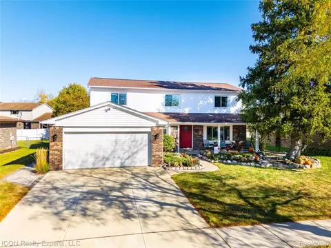 6596 Chadwick Dr, Canton, MI 48187