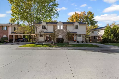 1945 W Franklin Dr, Canton, MI 48187