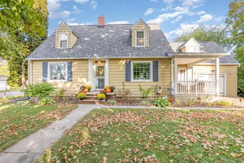 425 S 5th St, Sebewaing, MI 48759