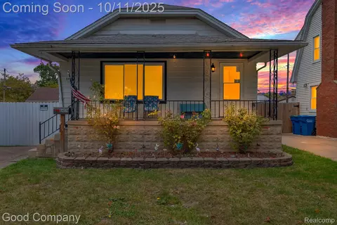 8459 Timken Ave, Warren, MI 48089