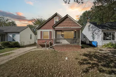27059 Hampden St, Madison Heights, MI 48071