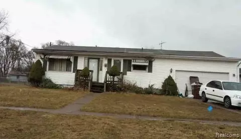 1112 Wiener Dr, Albion, MI 49224