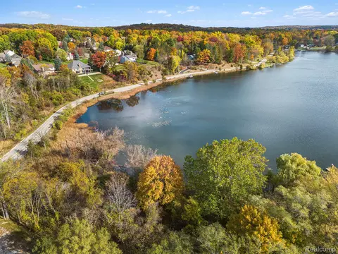 00 Cranberry Lake Rd, Independence, MI 48348