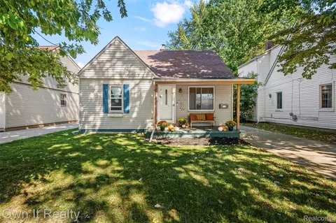 17220 Hanover Ave, Allen Park, MI 48101