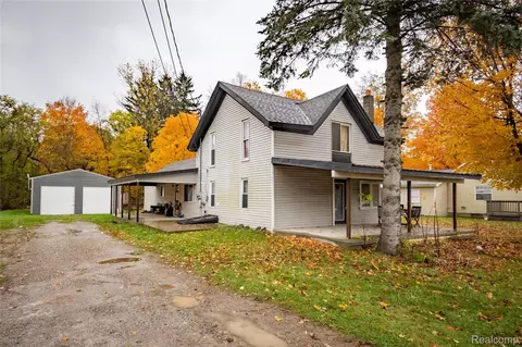 8212 Tindall Rd, Springfield, MI 48350