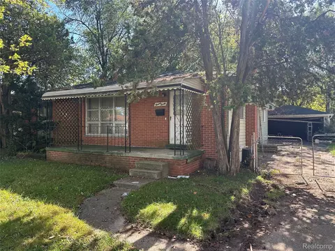 1320 Parkwood Ave, Ypsilanti, MI 48198