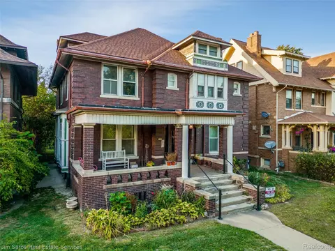 710 Virginia Park St, Detroit, MI 48202