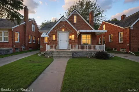 19423 Spencer St, Detroit, MI 48234