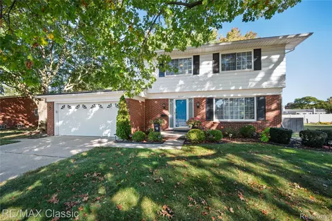 38540 5 Mile Rd, Livonia, MI 48154