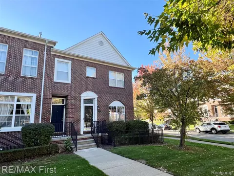 43203 Strand Dr, Sterling Heights, MI 48313