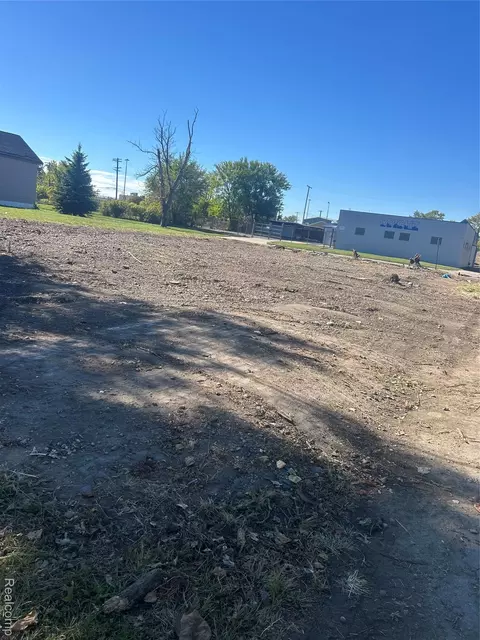 2840 15th St, Detroit, MI 48216