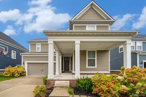 50594 Paine St, Canton, MI 48188