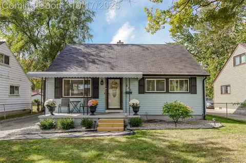 620 Kansas Ave, Ypsilanti, MI 48198
