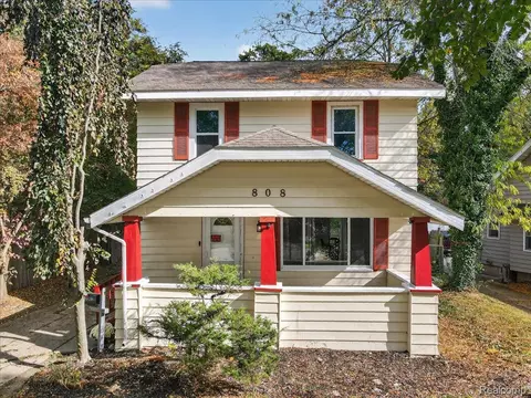 808 Marquette St, Flint, MI 48504