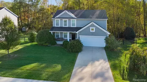 1567 Copperfield Ct, Marion, MI 48843
