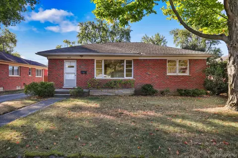 685 Ross St, Plymouth, MI 48170