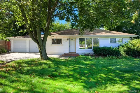 8620 Milan Oakville Rd, Milan, MI 48160