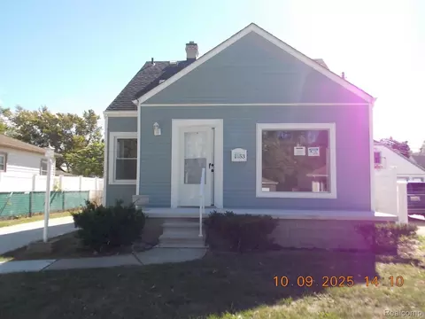 1453 Buckingham Ave, Lincoln Park, MI 48146