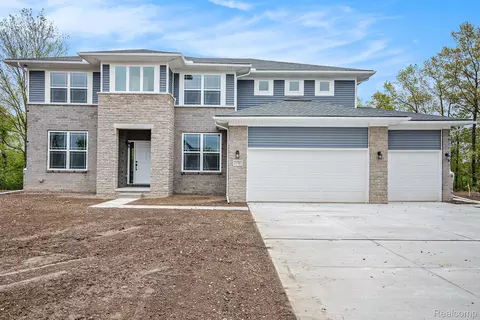 71707 Hidden River Dr, Armada, MI 48005