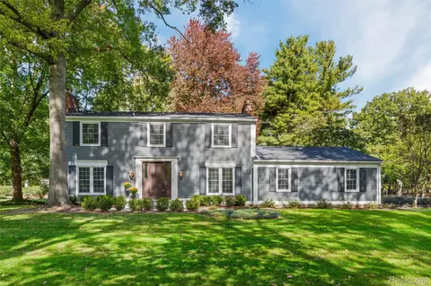 26426 Scenic Hwy, Franklin, MI 48025