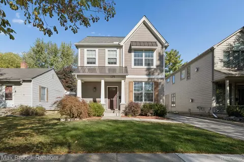 1173 Davis Ave, Birmingham, MI 48009