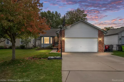 23630 Donaldson St, Clinton Township, MI 48035