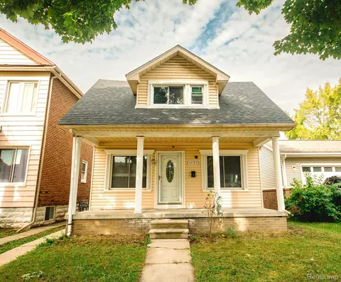 7329 Neckel St, Dearborn, MI 48126