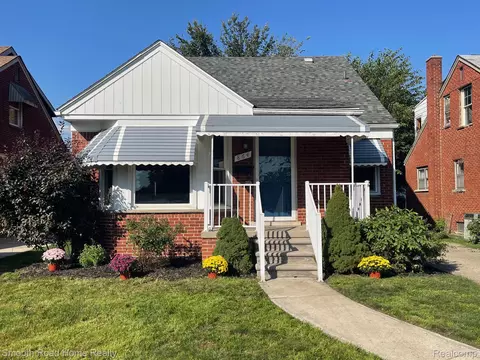 864 Buckingham Ave, Lincoln Park, MI 48146