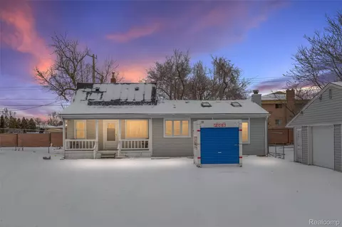18240 Webster Ave, Southfield, MI 48076
