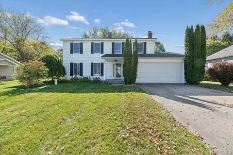 1283 Woodnoll Dr, Mundy, MI 48507