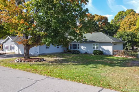 111 N Ann St, Burns, MI 48418