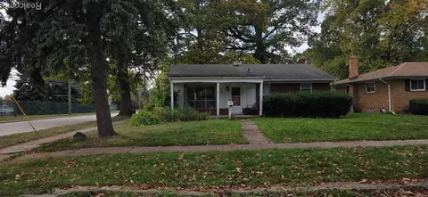 12801 Winston, Redford, MI 48239