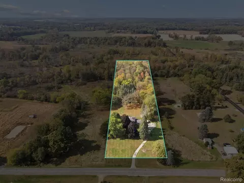 7326 N Sandstone Rd, Jackson, MI 49201