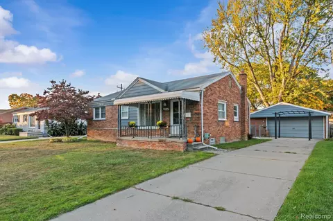 29948 Hathaway St, Livonia, MI 48150
