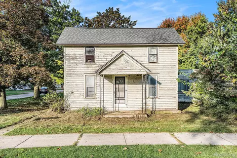 301 N New St, Ashley, MI 48806