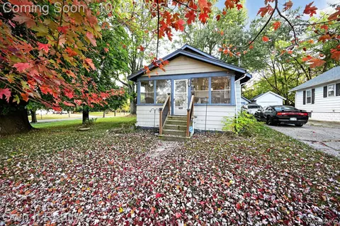 145 E Addison St, Jackson, MI 49203