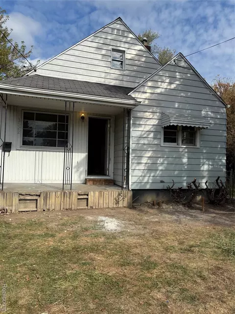 3522 Whitney Ave, Flint, MI 48503