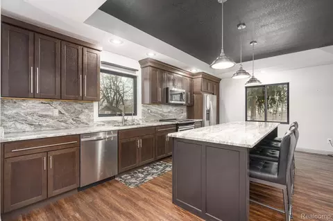 Kitchen - 6803 Napoleon Rd, Leoni, MI 49201 photo 1 of 9