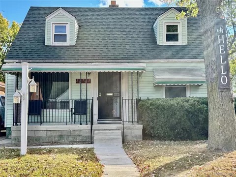 20542 Oakfield St, Detroit, MI 48235