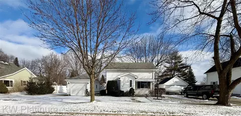 69258 N Forest Ave, Richmond, MI 48062