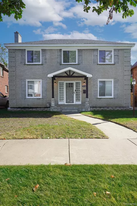 17116 Wildemere St, Detroit, MI 48221