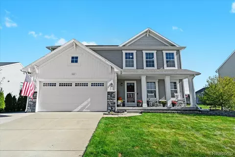 3537 Amber Oaks Dr, Howell, MI 48855
