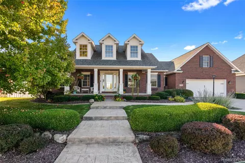 9096 Copper Ridge Dr, Davison, MI 48423