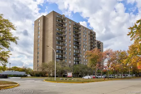 16400 N Park Dr #414, Southfield, MI 48075