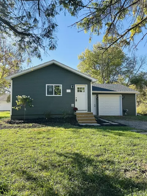 3389 Eastdale Dr, Flint, MI 48506