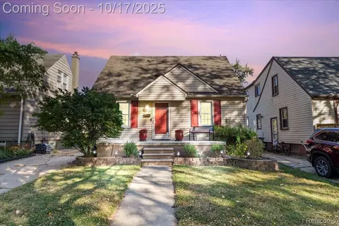 3236 Edgeworth St, Ferndale, MI 48220