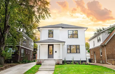 2418 Yale Ave, Royal Oak, MI 48067