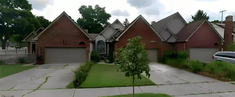 905 S Franklin Ave, Flint, MI 48503