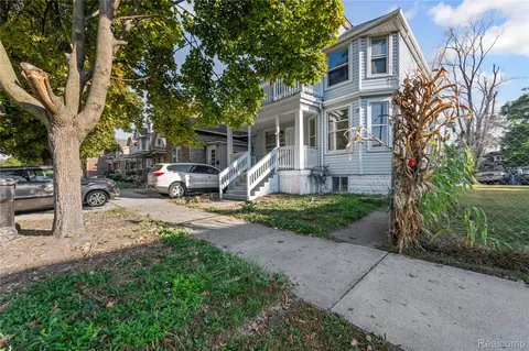 3462 Gilbert St, Detroit, MI 48210