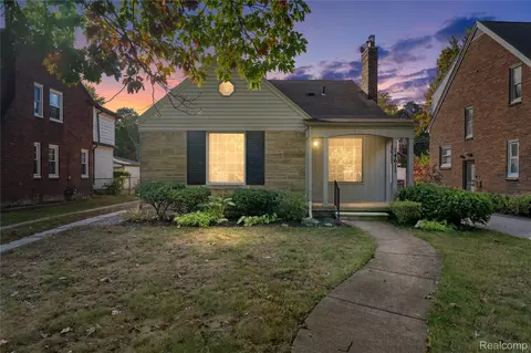 14611 Greenview Rd, Detroit, MI 48223